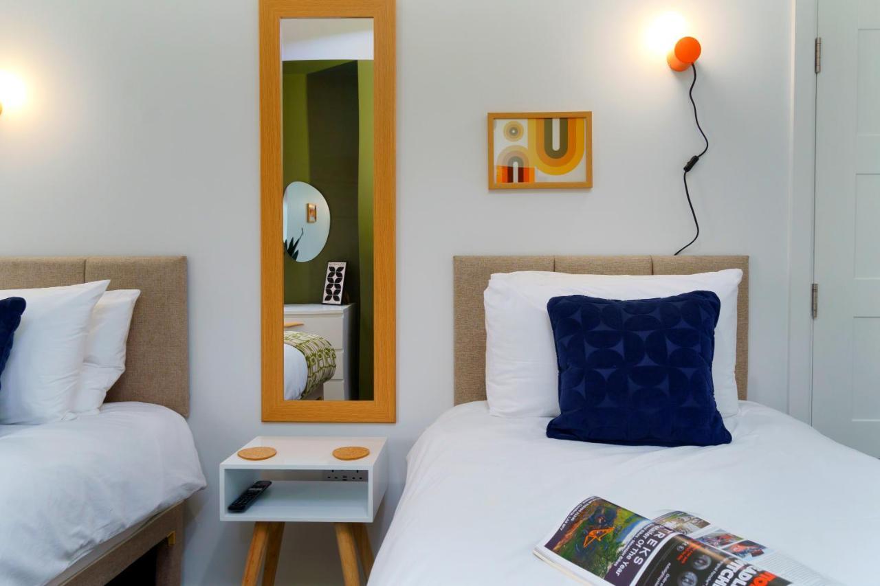 Apartment Two - Private Car Park, Comfortable And Well Equipped - By Ocean City Retreats Plymouth Exterior photo